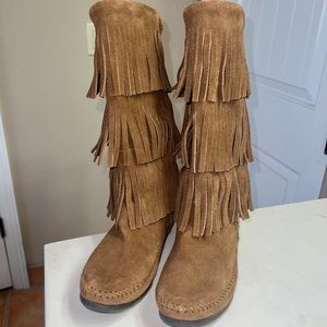 Moccasin boots